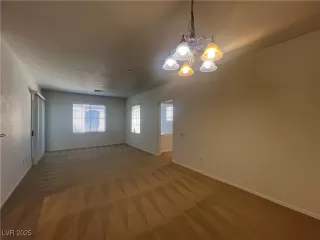 Photo #6: 2728449 Listing 