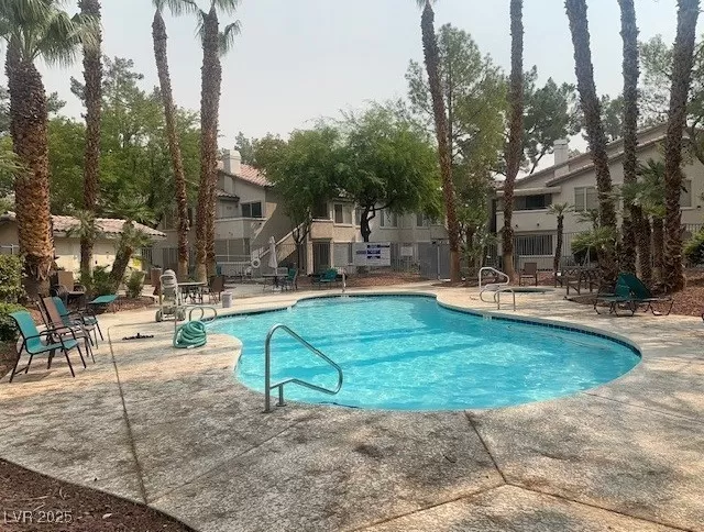 MLS: 2728459 Condo For Sale