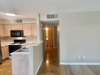 Photo #4: 2728459 Listing 