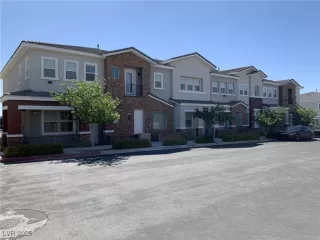 More Details about MLS # 2728476 : 7568 NICKLIN STREET