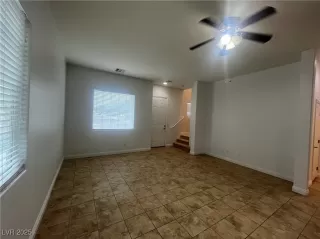 Photo #3: 2728476 Listing 