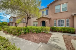 Photo #1: 2728484 Listing