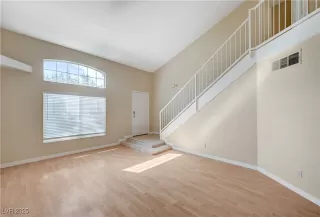 Photo #3: 2728485 Listing 