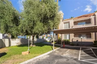 Photo #4: 2728506 Listing