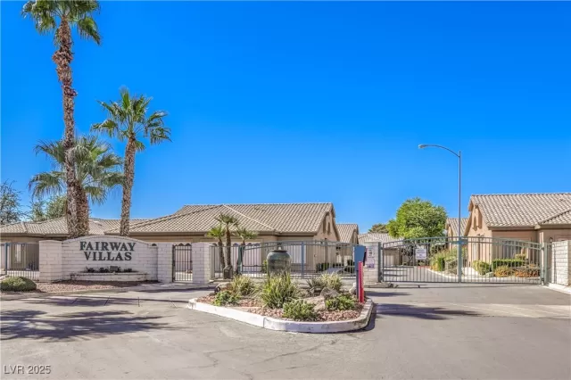 MLS: 2728512 Condo For Sale