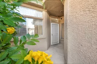 Photo #5: 2728552 Listing 