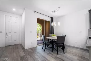 Photo #6: 2728554 Listing