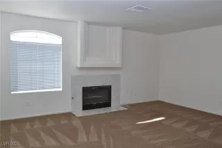 Photo #6: 2728560 Listing