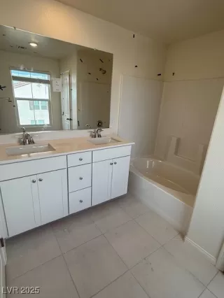 Photo #2: 2728565 Listing 