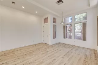 Photo #6: 2728581 Listing 