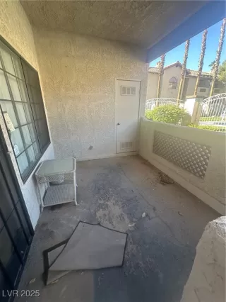 Photo #1: 2728590 Listing 