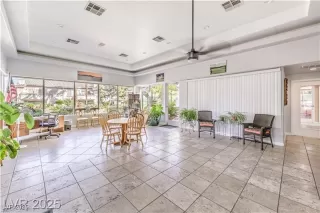 Photo #3: 2728602 Listing