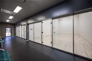 Photo #3: 2728631 Listing 