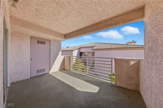 Photo #6: 2728634 Listing 