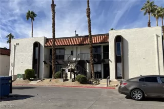 Photo #3: 2728652 Listing 