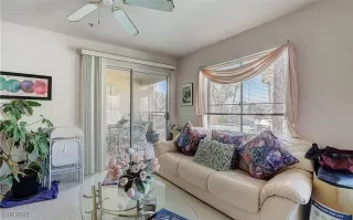 Photo #3: 2728661 Listing 