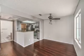 Photo #6: 2728685 Listing 