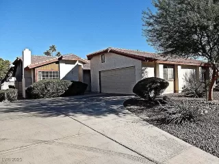 Photo #2: 2728687 Listing 