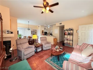 Photo #2: 2728701 Listing 