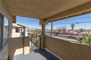 Photo #4: 2728719 Listing