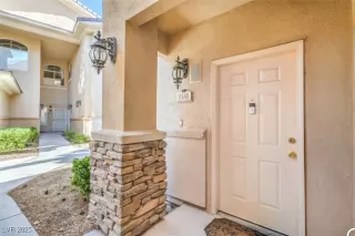 Photo #1: 2728726 Listing 