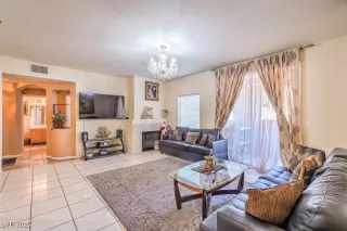 Photo #3: 2728726 Listing 