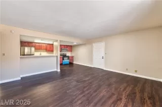 Photo #3: 2728747 Listing 