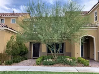 Photo #1: 2728769 Listing 