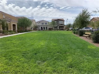 Photo #2: 2728769 Listing 