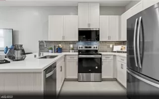 Photo #2: 2728782 Listing 