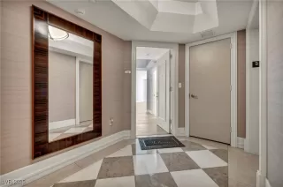 Photo #3: 2728806 Listing
