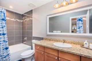 Photo #1: 2728829 Listing 