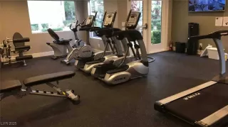 Photo #4: 2728829 Listing 