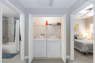 Photo #4: 2728840 Listing 