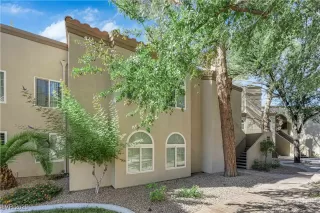 Photo #1: 2728862 Listing 