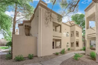 Photo #3: 2728862 Listing 