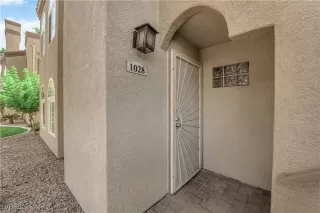 Photo #4: 2728862 Listing 