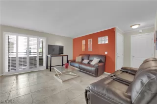 Photo #6: 2728862 Listing 