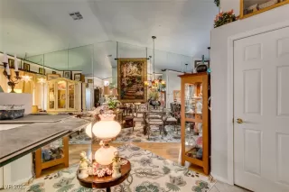 Photo #3: 2728865 Listing 