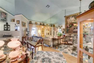Photo #4: 2728865 Listing 