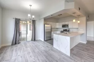 Photo #2: 2728868 Listing 