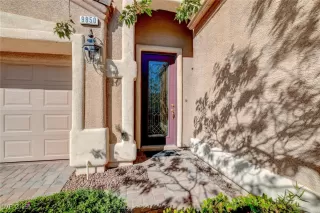 Photo #3: 2728870 Listing