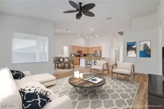 Photo #5: 2728870 Listing