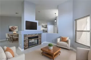 Photo #5: 2728913 Listing 