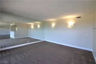 Photo #6: 2728934 Listing 