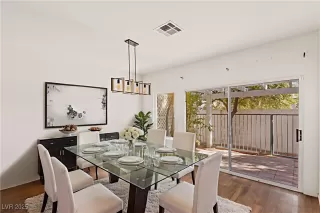 Photo #6: 2728955 Listing 