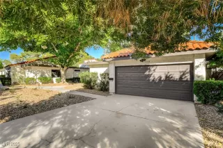 Photo #5: 2728972 Listing