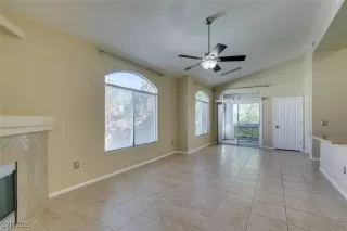 Photo #4: 2728979 Listing 