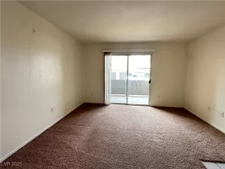 Photo #2: 2728997 Listing 