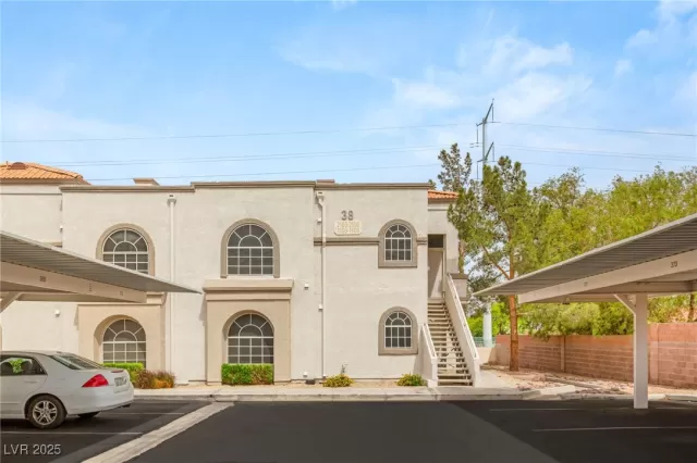 MLS: 2729005 Condo For Sale